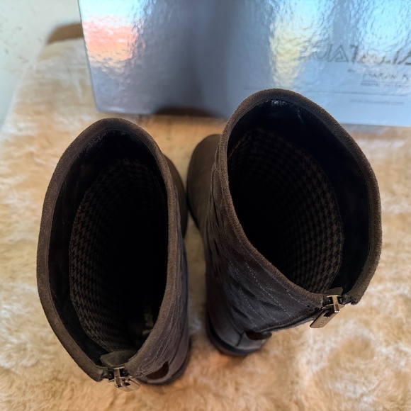 NWT Aquatalia "Shannon" Weatherproof Suede Quilted Boots - Asphalt Grey 9.5M NIB - Picture 5 of 9